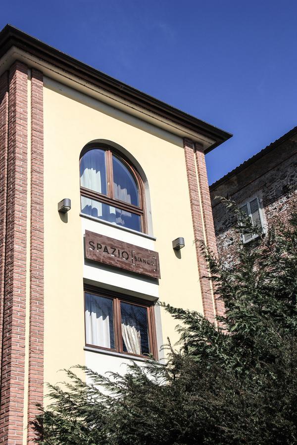 SpazioBianco Ивреа Экстерьер фото